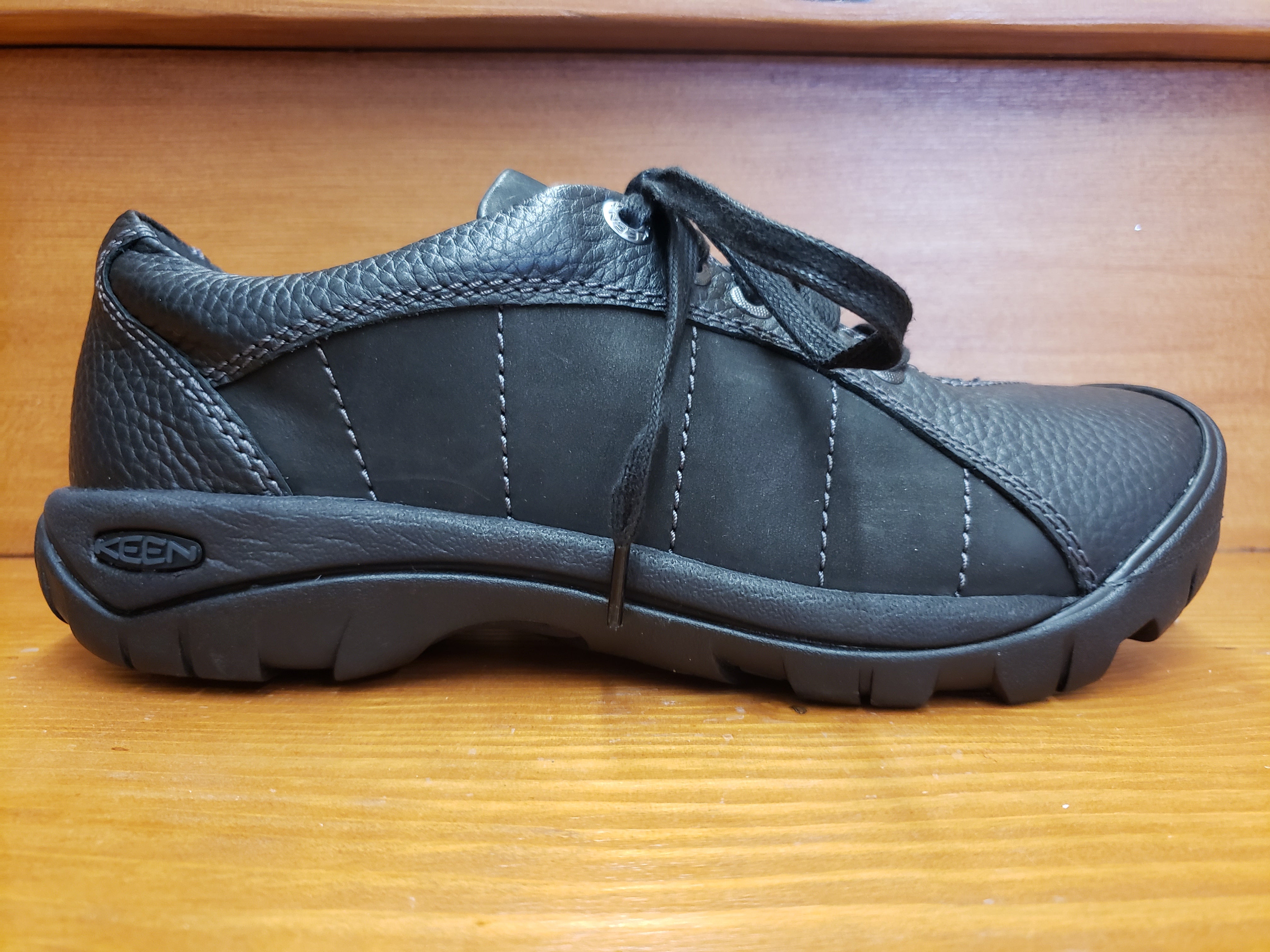 Keen hot sale presidio shoes