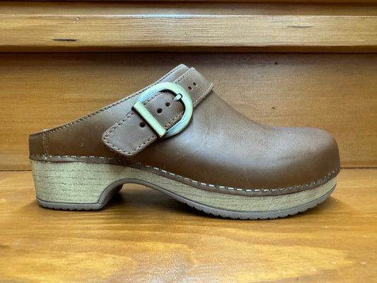 Dansko Baylor Tan Oiled