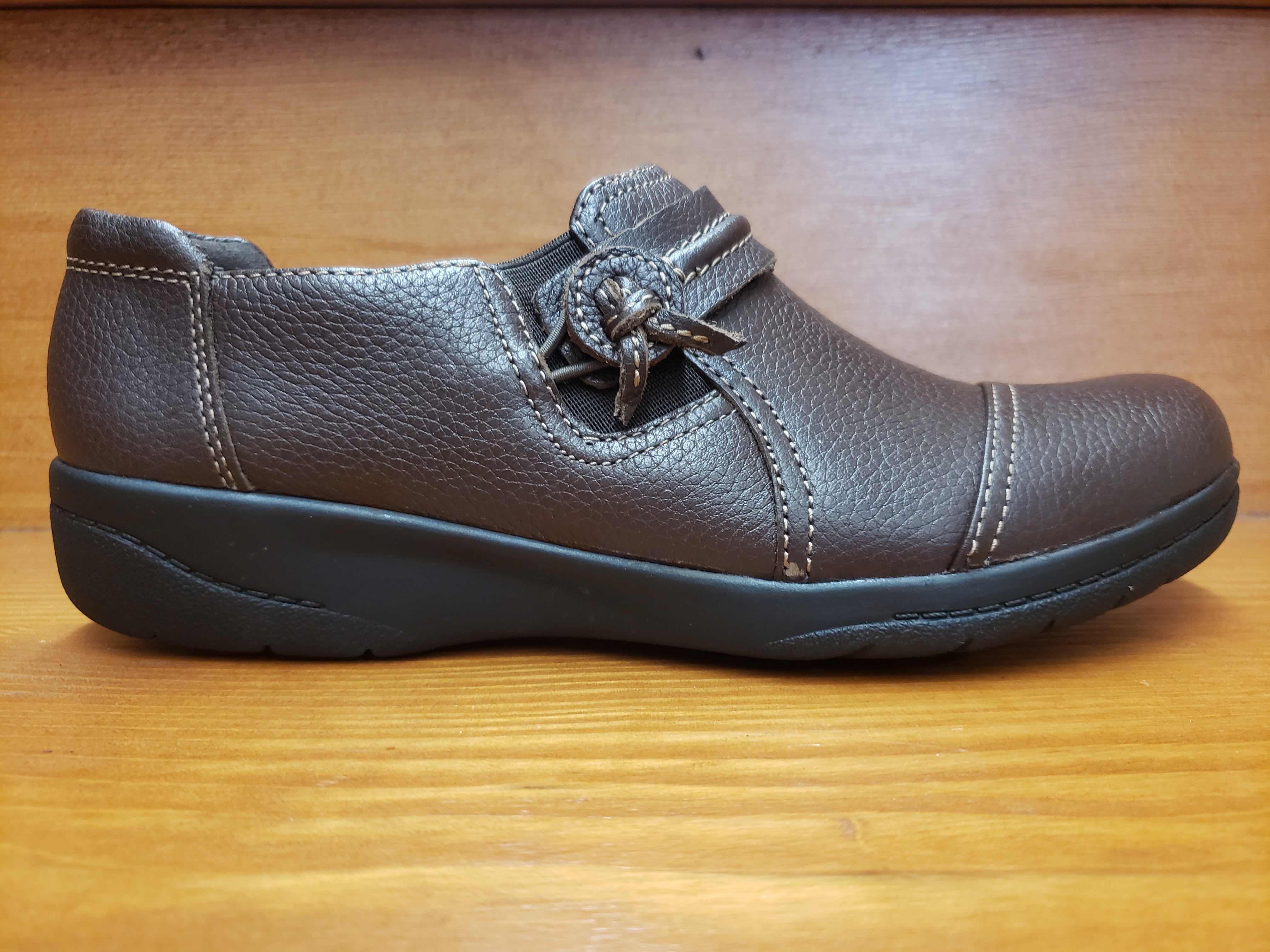 Clarks cheyn madi dark brown on sale