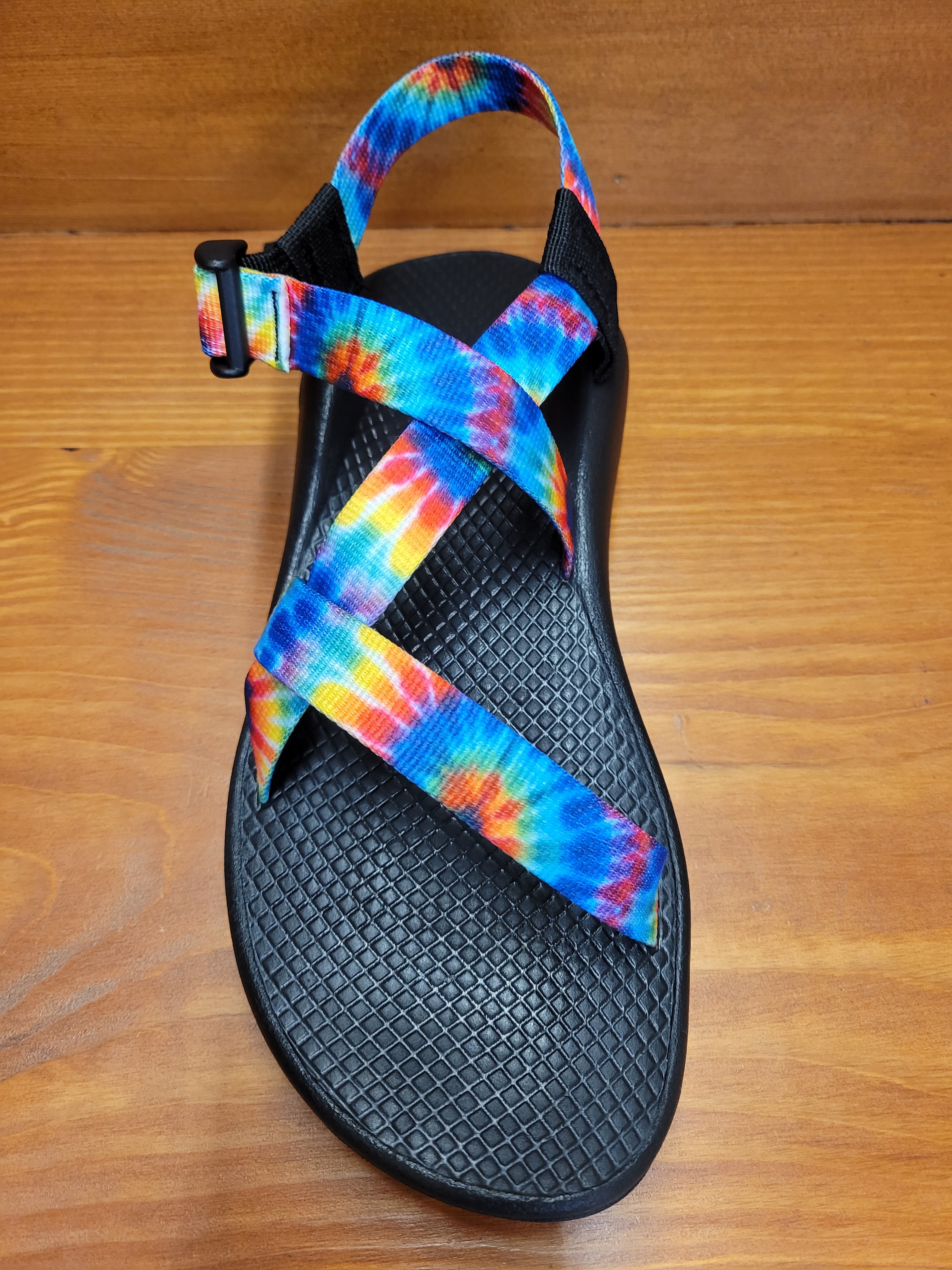 Womens tie best sale dye chacos