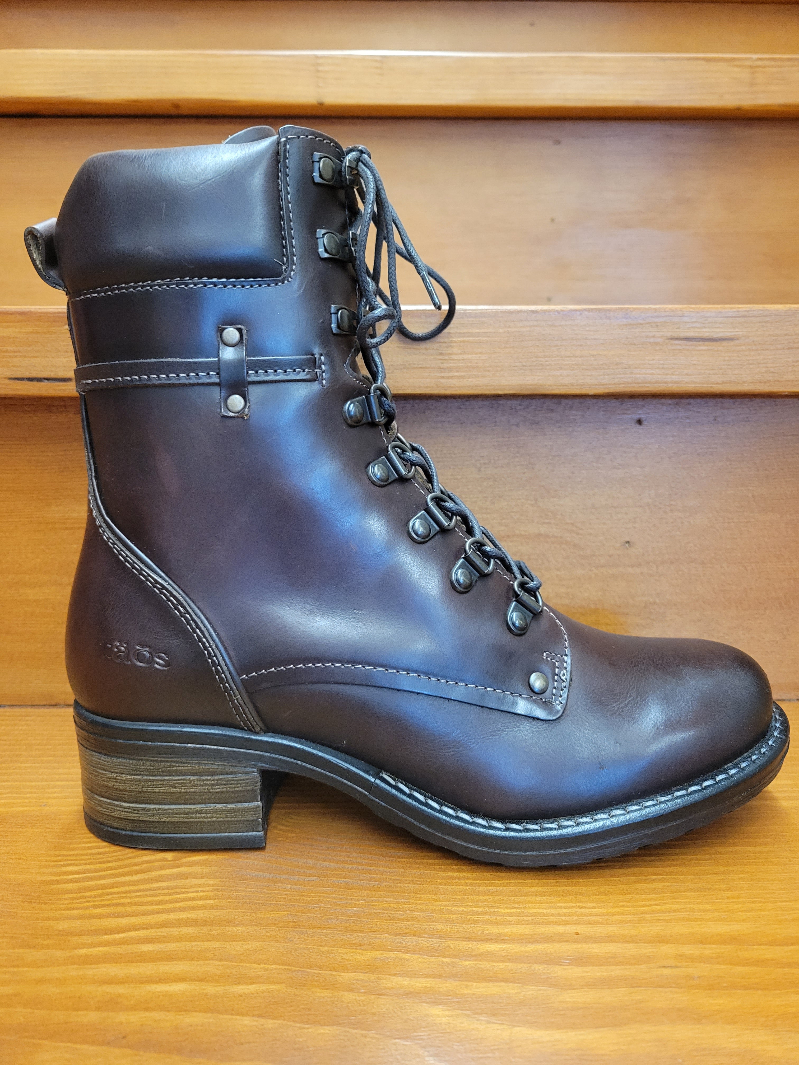 Taos hot sale leather boots